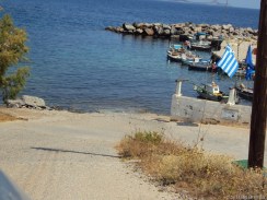 Strasse mündet direkt im Meer