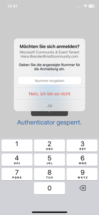 Die Abbildung zeigt den Microsoft Authenticator, der auf die Eingabe der Nummer, die wir im Browser des Windows Gerätes sehen, wartet.